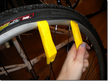 use tire levers